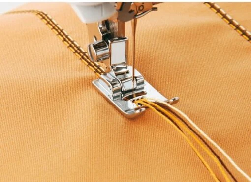 5-Loch Kordelaufnähfuß / Kordeleinnähfuß - Klickfuß - Brother Nähfuß -Stricken Shop f019n z1